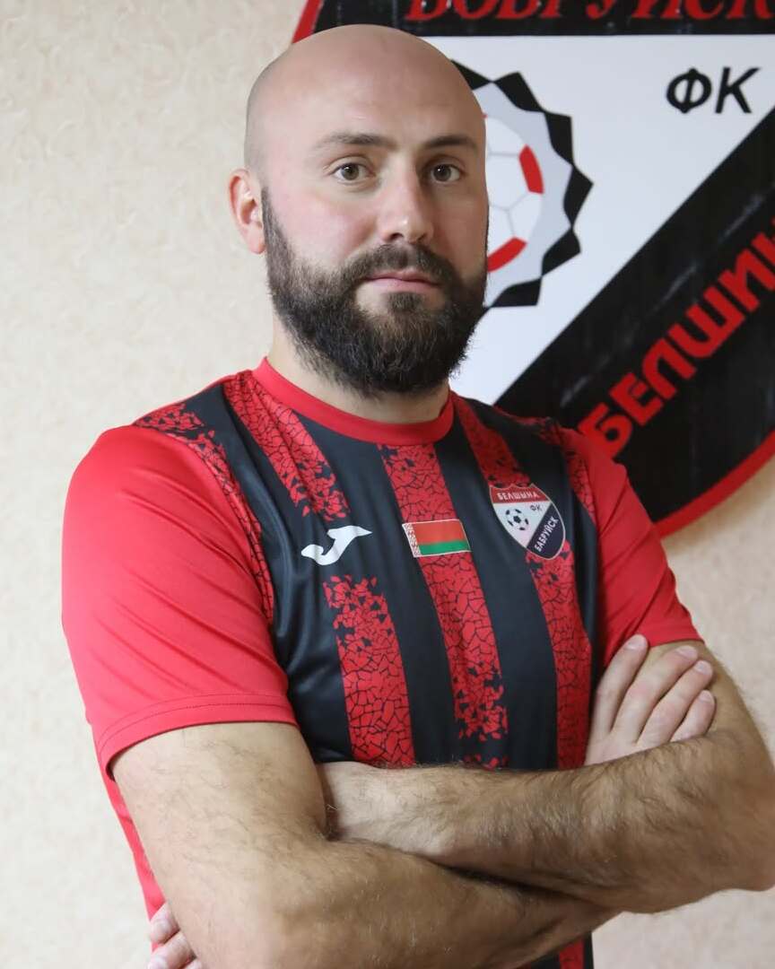 Юрий Козлов