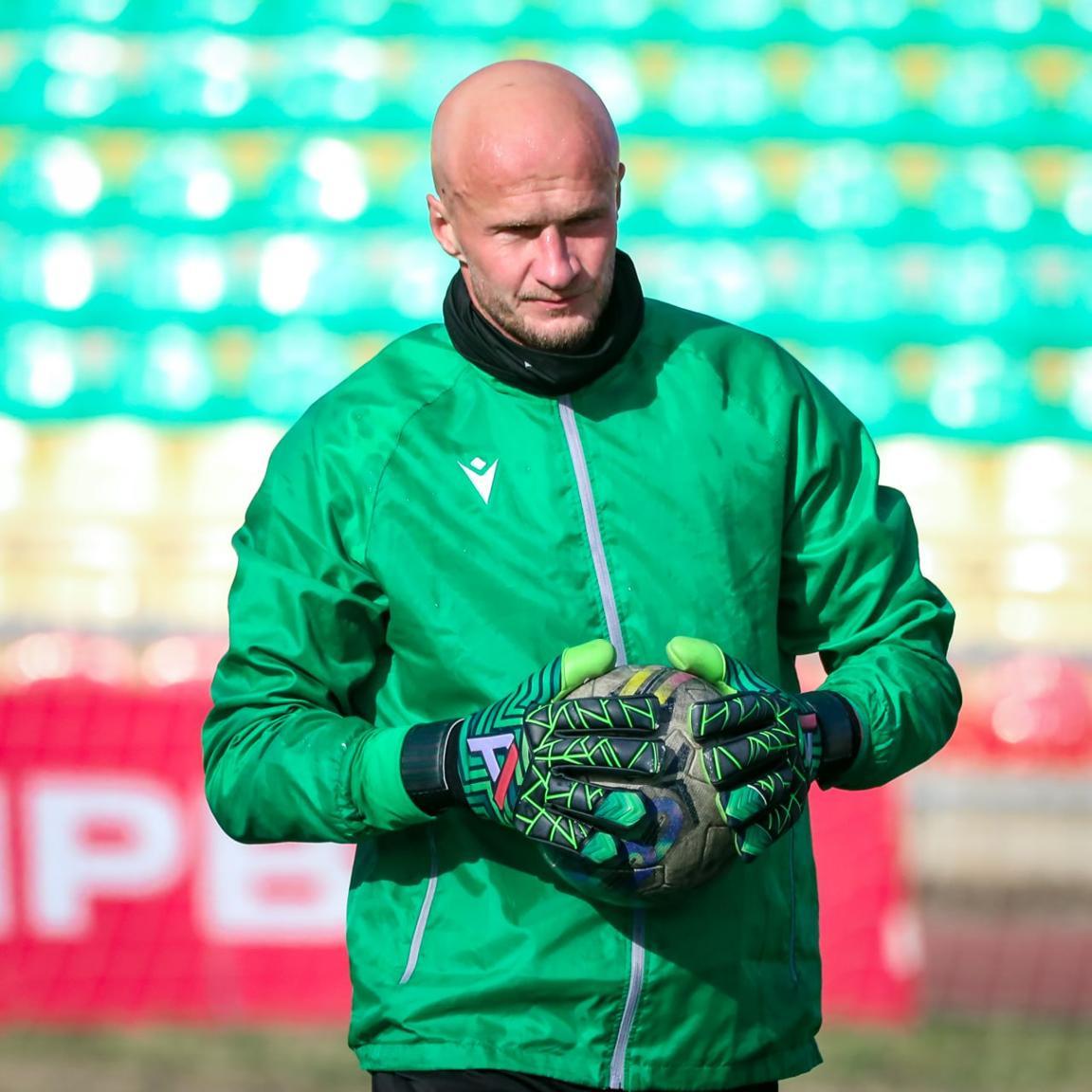 Егро Хаткевич, Атырау