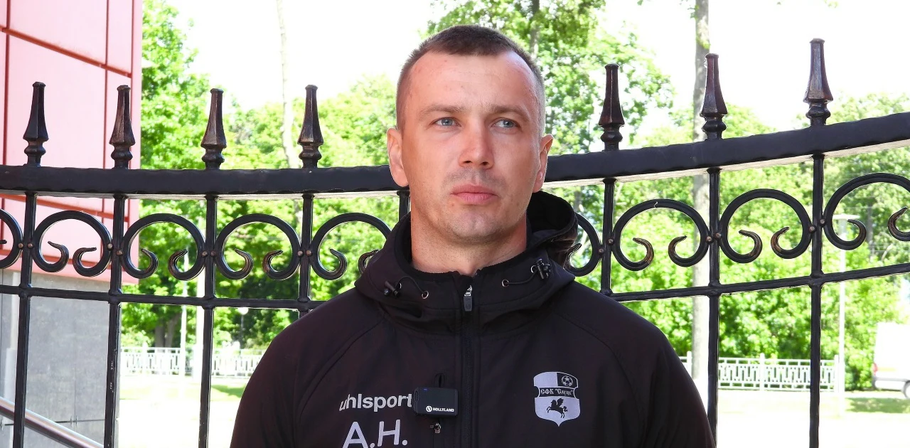 «Ставить на бровке фишки для мячей». Гордейчик объяснил, как повысить интенсивность футбола в Первой лиге