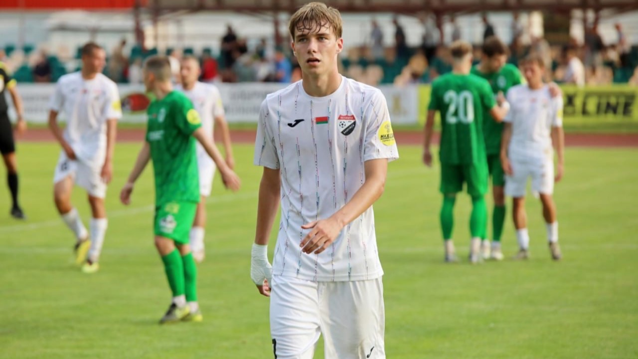 Арсений Ачаповский