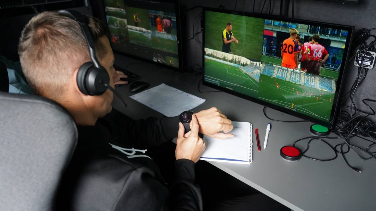 VAR
