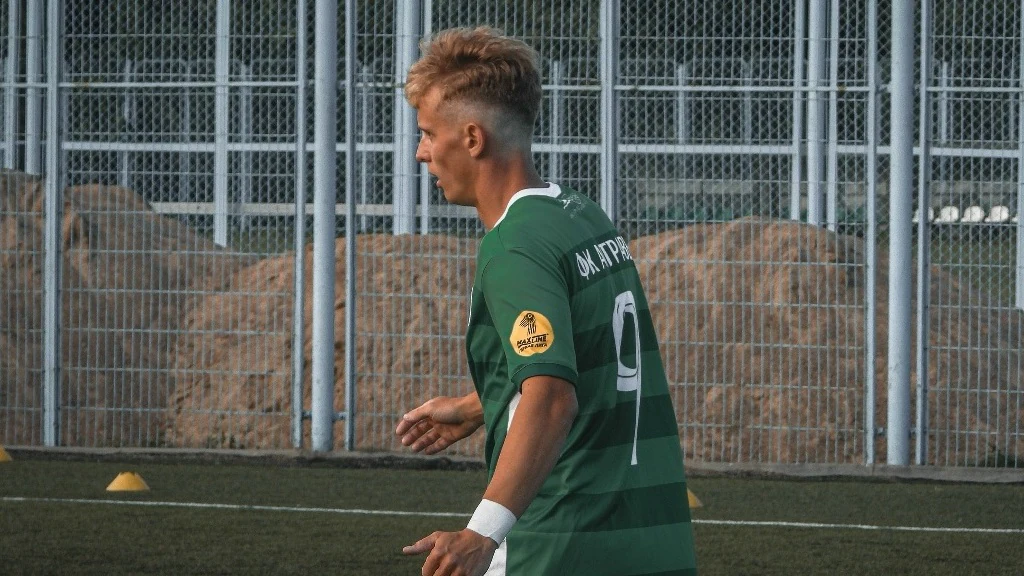 Александр Федосенко, Островец