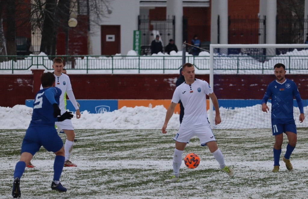 3 игрока покинуло пинскую «Волну»