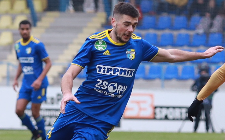 Александр Карницкий,  «Мезекевешд»