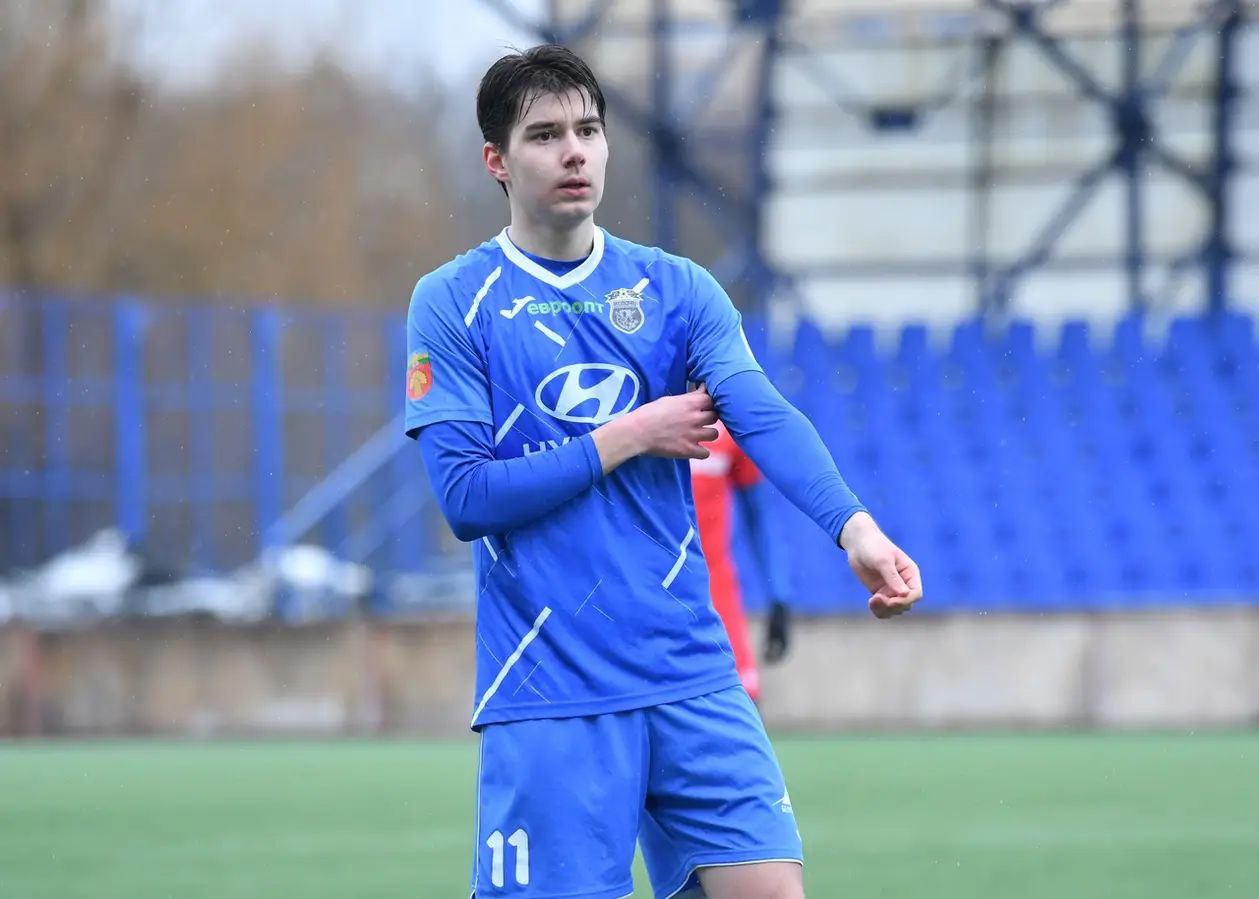 Дмитрий Латыхов