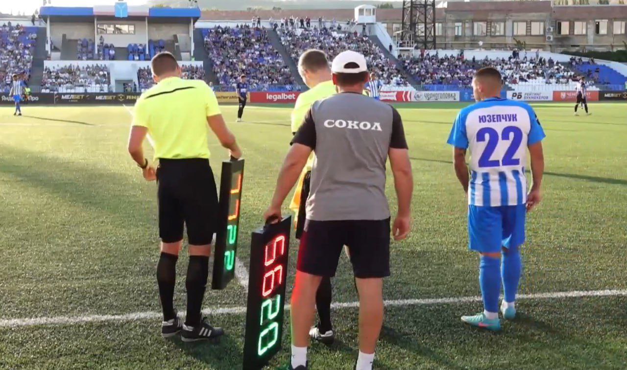 Роман Юзепчук, Сокол