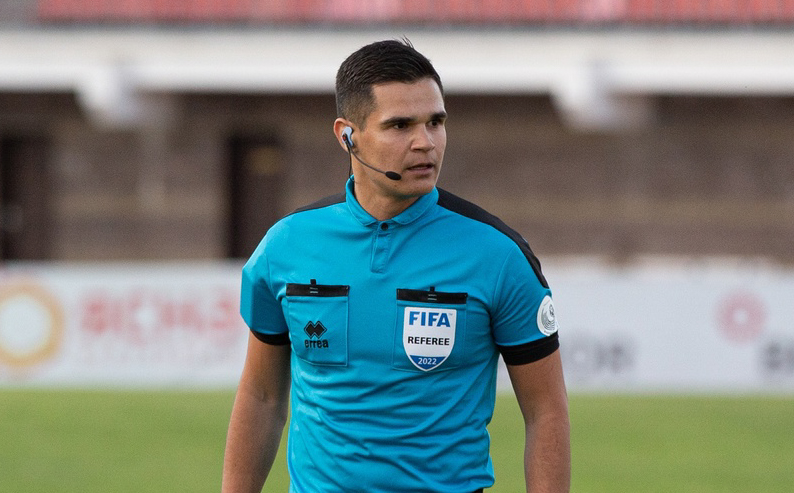 Ами Кургхели