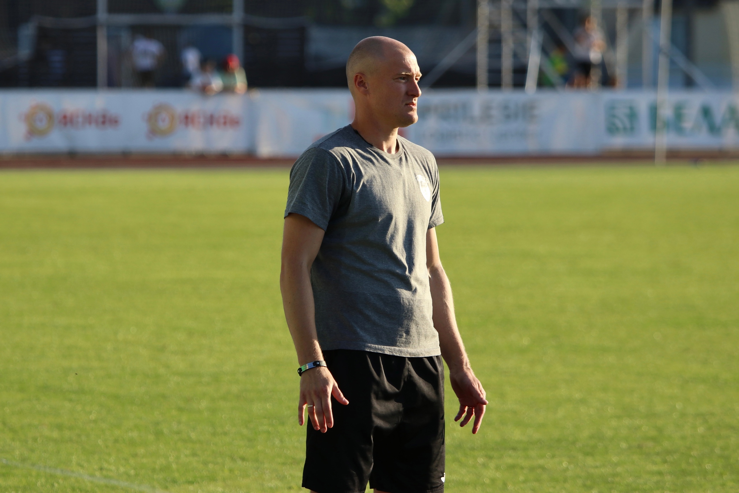Дмитрий Комаровский, Ислочь