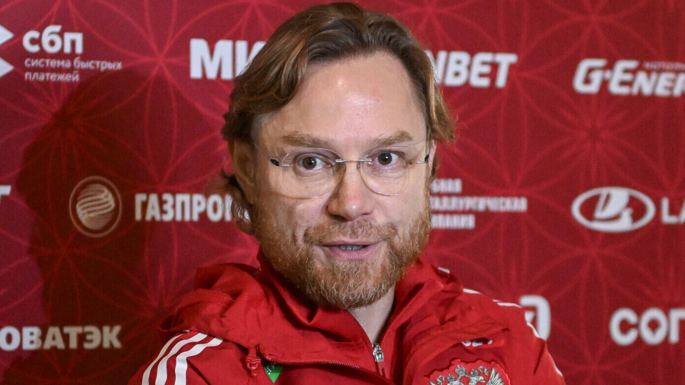 Валерий Карпин
