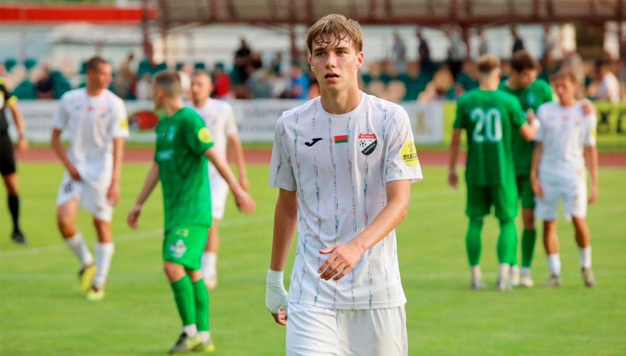 Арсений Ачаповский