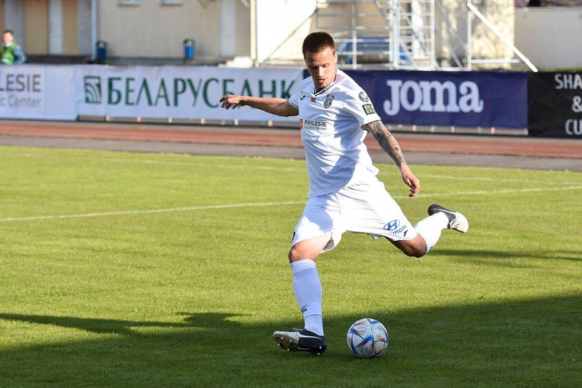 Илья Скроботов