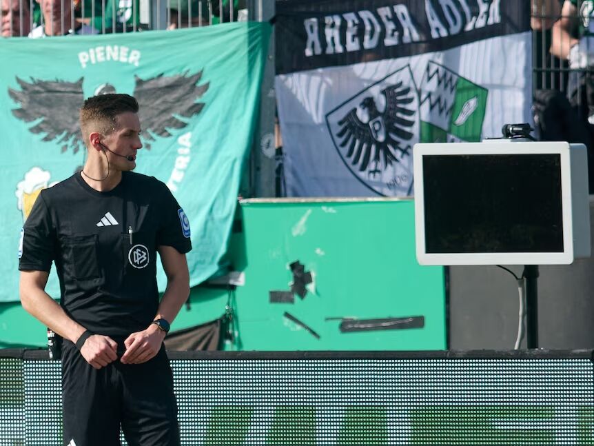VAR
