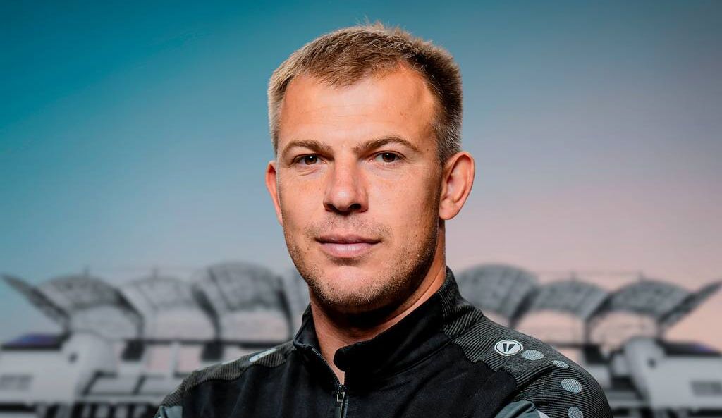Александр Мельников