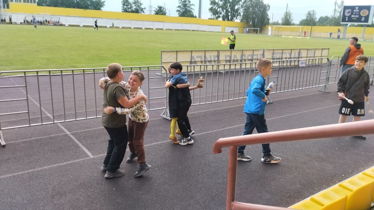 Радость юных болельщиков Солигорска