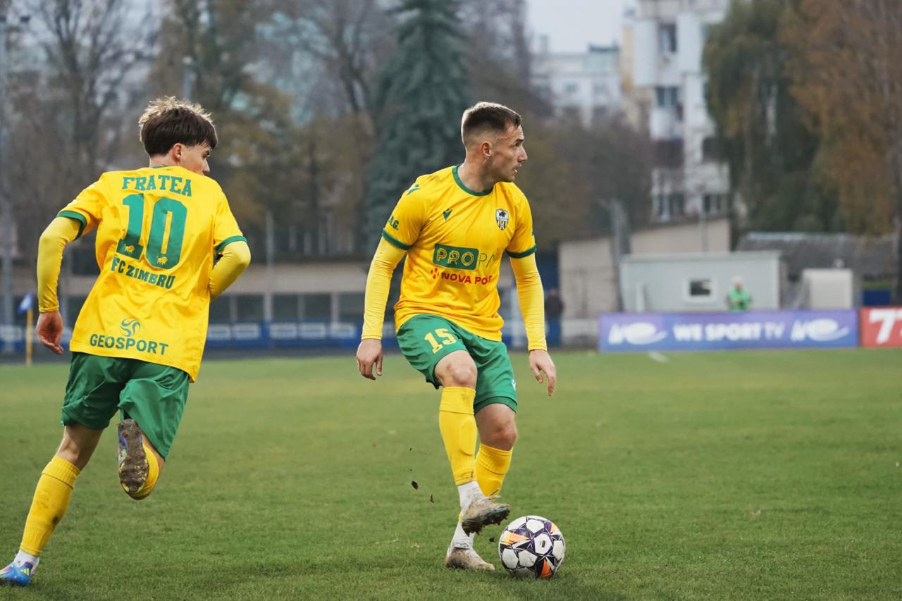Денис Козловский, «Зимбру»