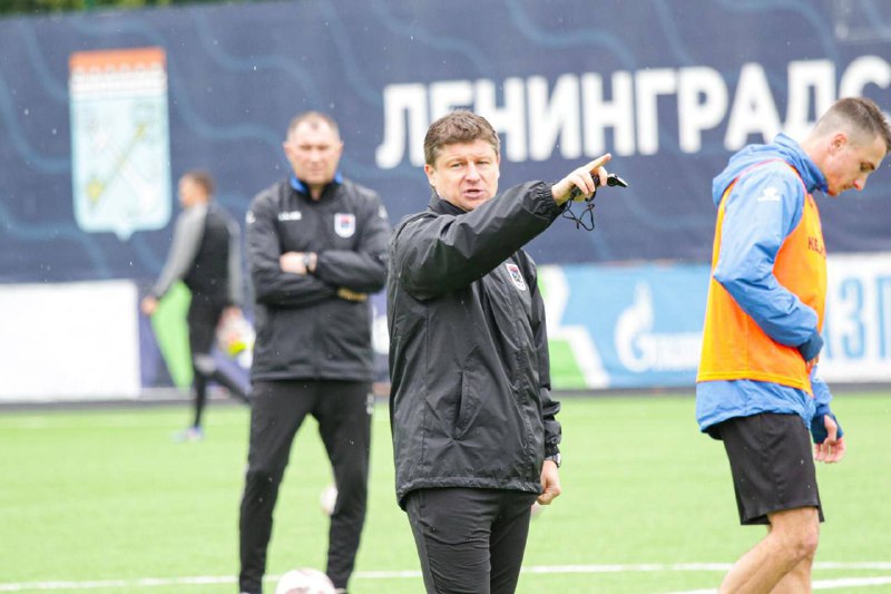 Алексей Бага, Лениградец