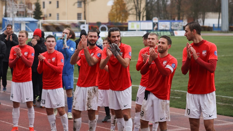 Играли в костюмах, восторгали Пунтуса, жгли в соцсетях. «Жодино-Южное» — никому не нужное...